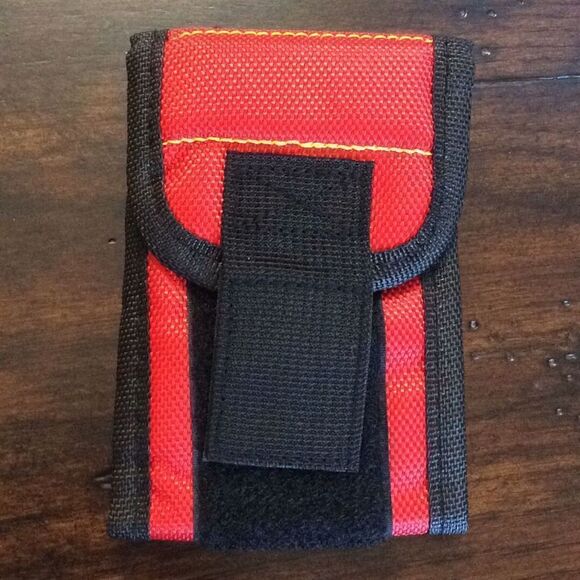 Magnetic Wristband Holds screws, nails, scissors. Ideal for woodworking DIY home - Picture 3 of 10